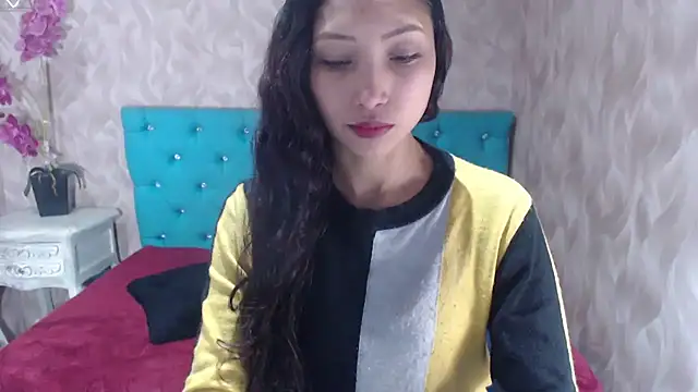 MadelineDoll online show from 2, 3, 2025