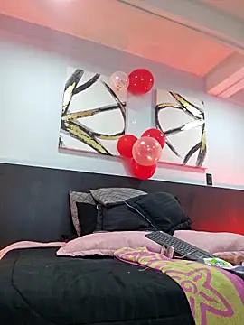 Kelly Mature  online show from 13, 2, 2025