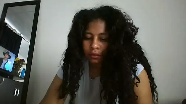 Ivon-09 online show from 10, 10, 2025