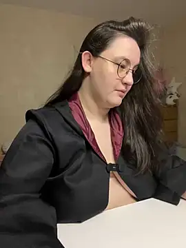 Snapshot of hungry1bunny chatting on 9, 1, 2025 hungry1bunny online show from 9, 1, 2025