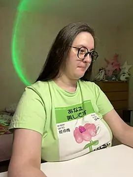 Snapshot of hungry1bunny chatting on 14, 2, 2025 hungry1bunny online show from 14, 2, 2025