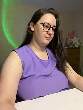 Snapshot of hungry1bunny chatting on 23, 2, 2025 hungry1bunny online show from 23, 2, 2025