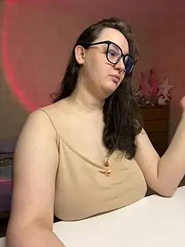 Snapshot of hungry1bunny chatting on 3, 3, 2025 hungry1bunny online show from 3, 3, 2025