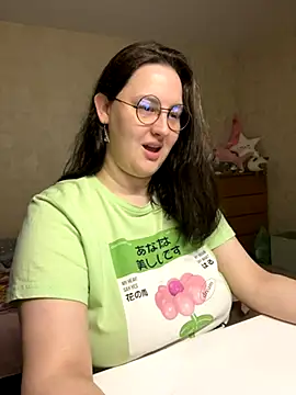 Snapshot of hungry1bunny chatting on 30, 10, 2025 hungry1bunny online show from 30, 10, 2025