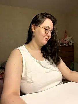 Snapshot of hungry1bunny chatting on 3, 11, 2025 hungry1bunny online show from 3, 11, 2025