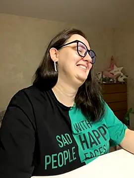 Snapshot of hungry1bunny chatting on 14, 11, 2025 hungry1bunny online show from 14, 11, 2025