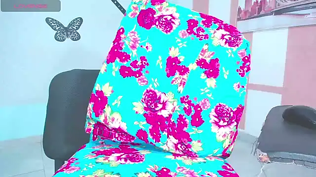 Snapshot of SammyBichota chatting on 4, 11, 2025 SammyBichota online show from 4, 11, 2025