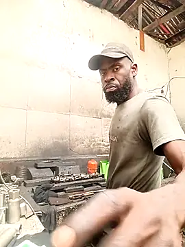 Snapshot of Yairelnegro chatting on 24, 11, 2025 Yairelnegro online show from 24, 11, 2025