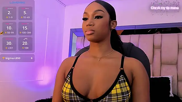 ChaynnaCooper online show from 11, 12, 2024