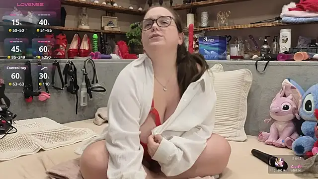 Kimberly-Caprice online show from 19, 11, 2025