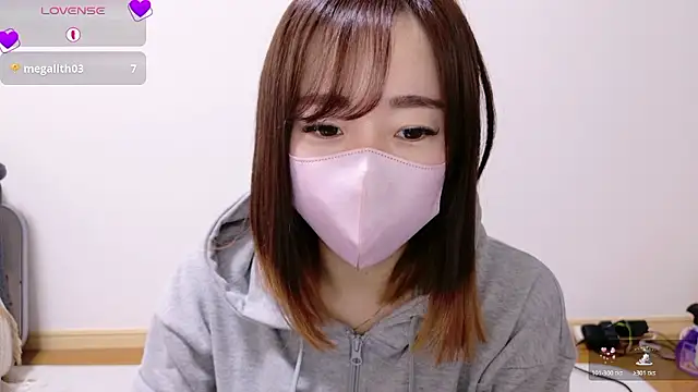 Rio chan  online show from 24, 11, 2025