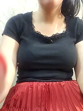 jihane-44 online show from 6, 10, 2025