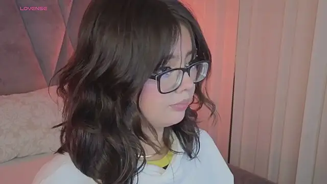 missy taylor  online show from 17, 10, 2025