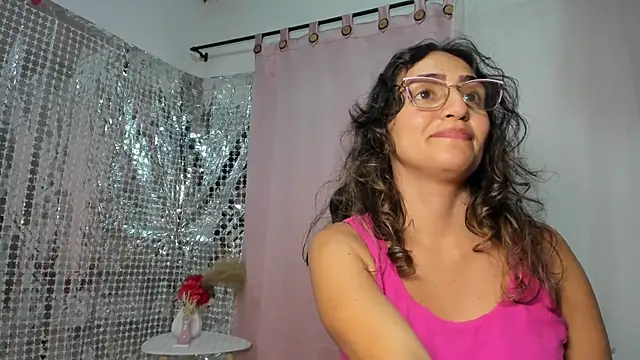 misshiccups online show from 10, 9, 2025