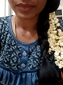 Snapshot of Ambika01 chatting on 27, 9, 2025 Ambika01 online show from 27, 9, 2025