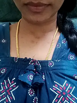 Snapshot of Ambika01 chatting on 11, 10, 2025 Ambika01 online show from 11, 10, 2025