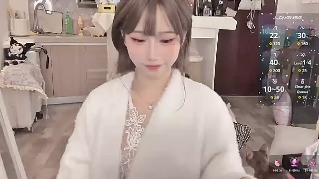 Snapshot of -XunMengLong- chatting on 9, 2, 2025 -XunMengLong- online show from 9, 2, 2025