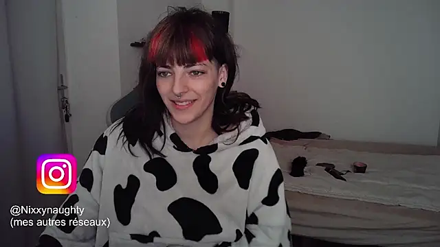 Nixxy naughty online show from 10, 2, 2025