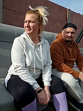 Snapshot of -Schweppes- chatting on 7, 3, 2025 -Schweppes- online show from 7, 3, 2025