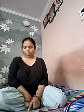 Kavya kapoor online show from 18, 2, 2025