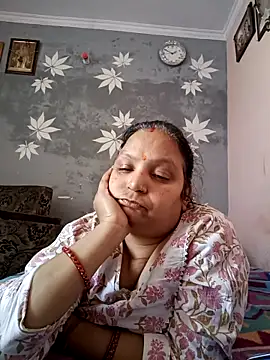 Kavya kapoor online show from 18, 2, 2025