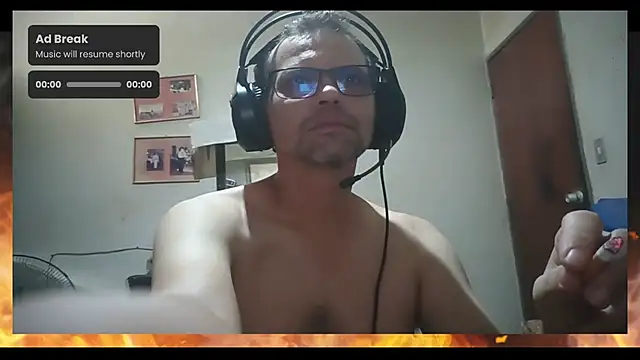 Snapshot of Aj_love22 chatting on 12, 3, 2025 Aj love22 online show from 12, 3, 2025