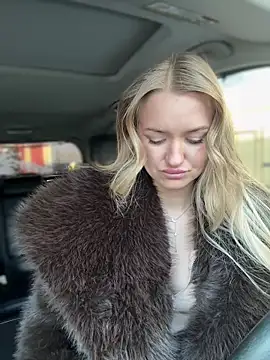 Devill Angel  online show from 1, 2, 2026