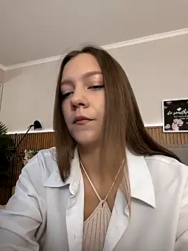 AliceBrayan online show from 9, 9, 2025