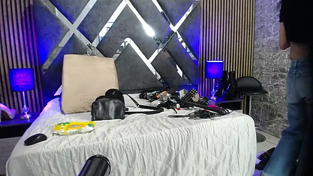 Snapshot of bellatrix25 chatting on 11, 12, 2024 bellatrix25 online show from 11, 12, 2024