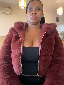 Snapshot of Candy_Love_18 chatting on 17, 11, 2025 Candy Love 18 online show from 17, 11, 2025