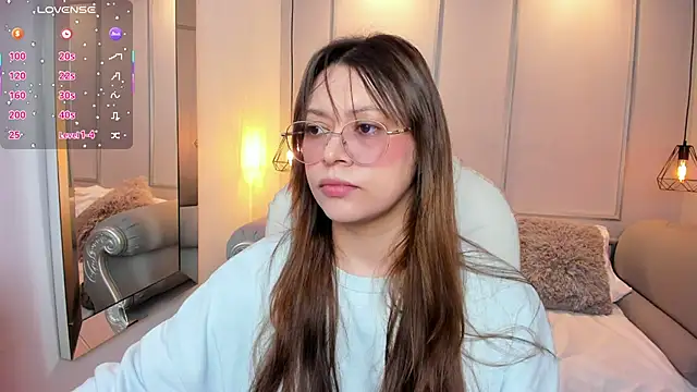 Lanna18 online show from 17, 10, 2025