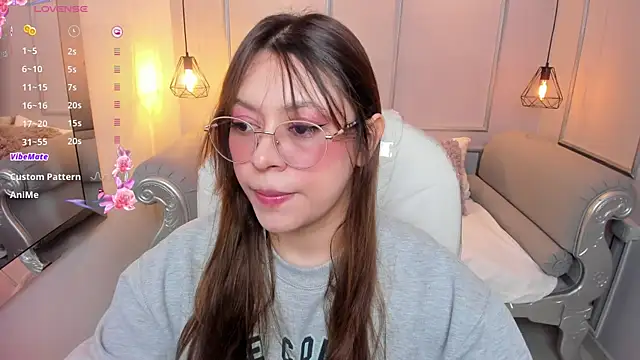 Lanna18 online show from 22, 10, 2025