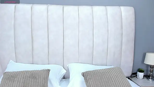 Lanna18 online show from 6, 11, 2025