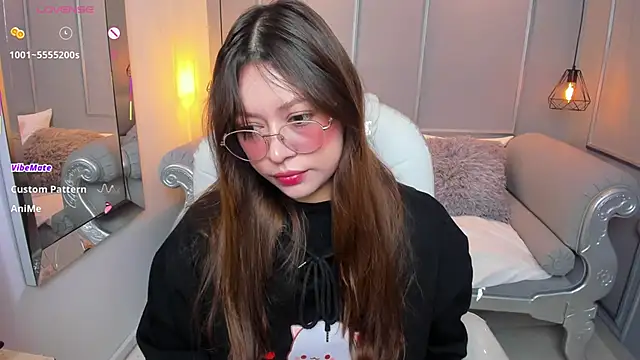 Lanna18 online show from 15, 11, 2025