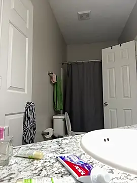 Snapshot of SexyHoneyRedd chatting on 13, 3, 2025 SexyHoneyRedd online show from 13, 3, 2025