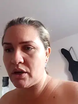helenca43 online show from 5, 2, 2025