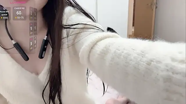 Sweet-Angel999 online show from 18, 2, 2025