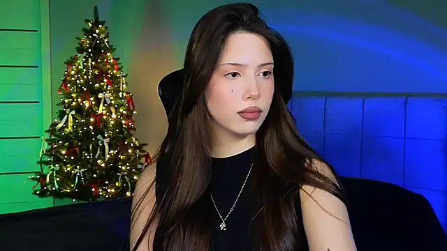 Stacy Gonzales  online show from 19, 12, 2024