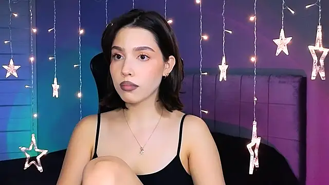 Stacy Gonzales  online show from 8, 10, 2025