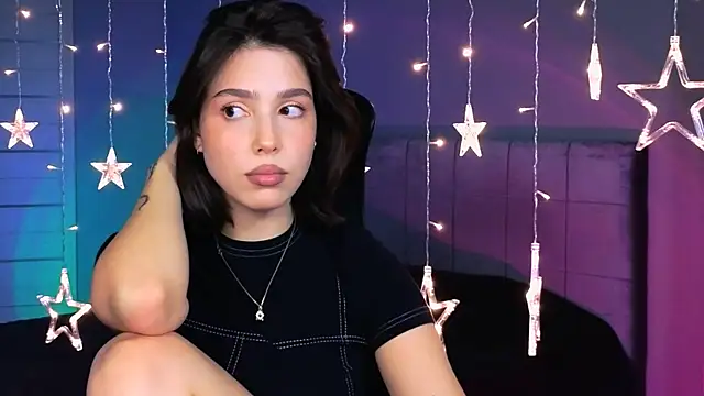 Stacy Gonzales  online show from 9, 10, 2025