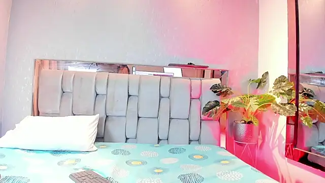 RoseTaylor   online show from 27, 2, 2026