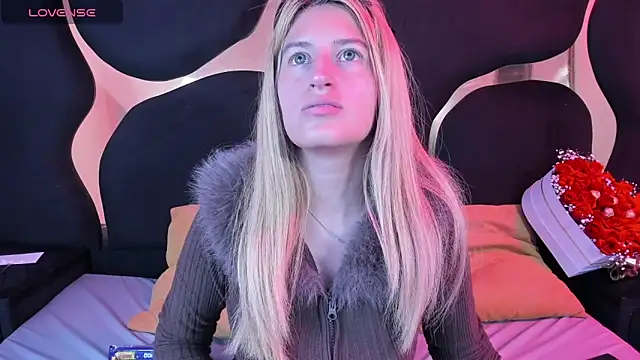 GiaRoussel online show from 14, 2, 2026