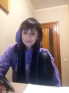 Francenia lolis online show from 6, 3, 2026