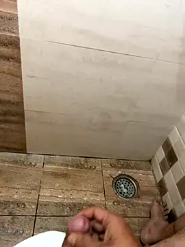 Snapshot of rags_pussylicker chatting on 21, 11, 2025 rags pussylicker online show from 21, 11, 2025