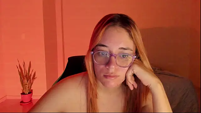 Snapshot of atenas_05_ chatting on 11, 2, 2026 atenas 05 online show from 11, 2, 2026