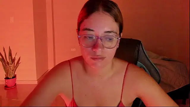 Snapshot of atenas_05_ chatting on 11, 3, 2026 atenas 05 online show from 11, 3, 2026