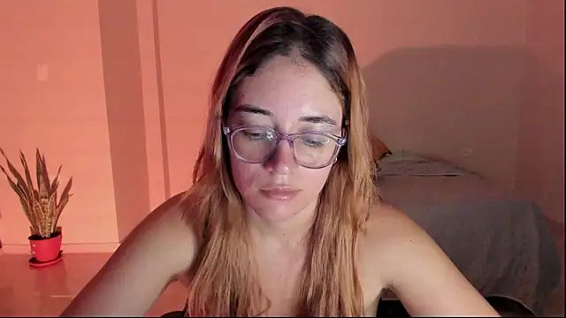 Snapshot of atenas_05_ chatting on 15, 3, 2026 atenas 05 online show from 15, 3, 2026