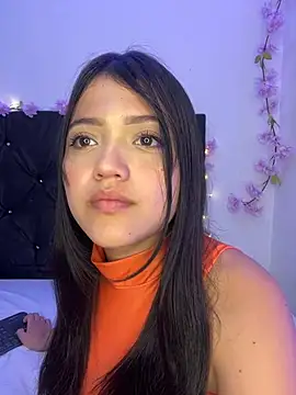 alisson carolina73 online show from 18, 1, 2025