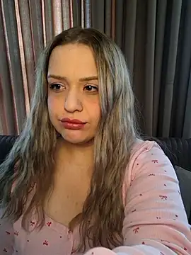 cansuozell online show from 31, 3, 2026