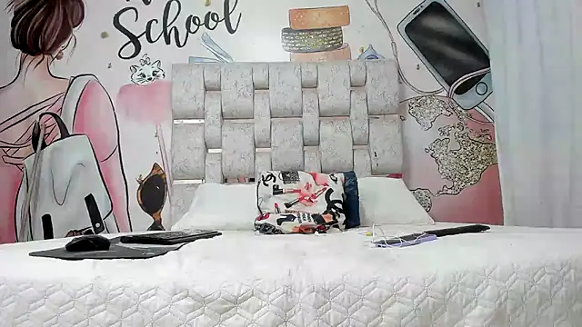 KOURTNEY-- online show from 11, 1, 2025